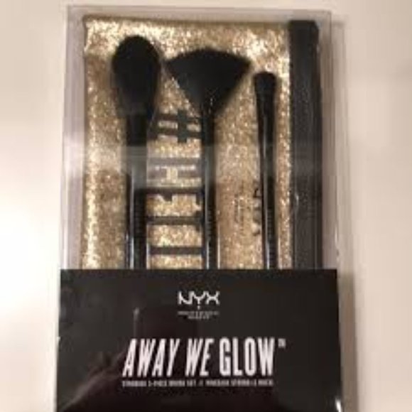 NYX Away We Glow Strobing 3-Piece Brush Set - Picture 5 of 5